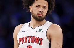 开云官方app入口-活塞客场大胜公牛，取得关键战胜