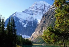 开云下载-热火强势晋级尼克斯，贝恩完成里程碑，团队坚韧与个人荣耀的交织